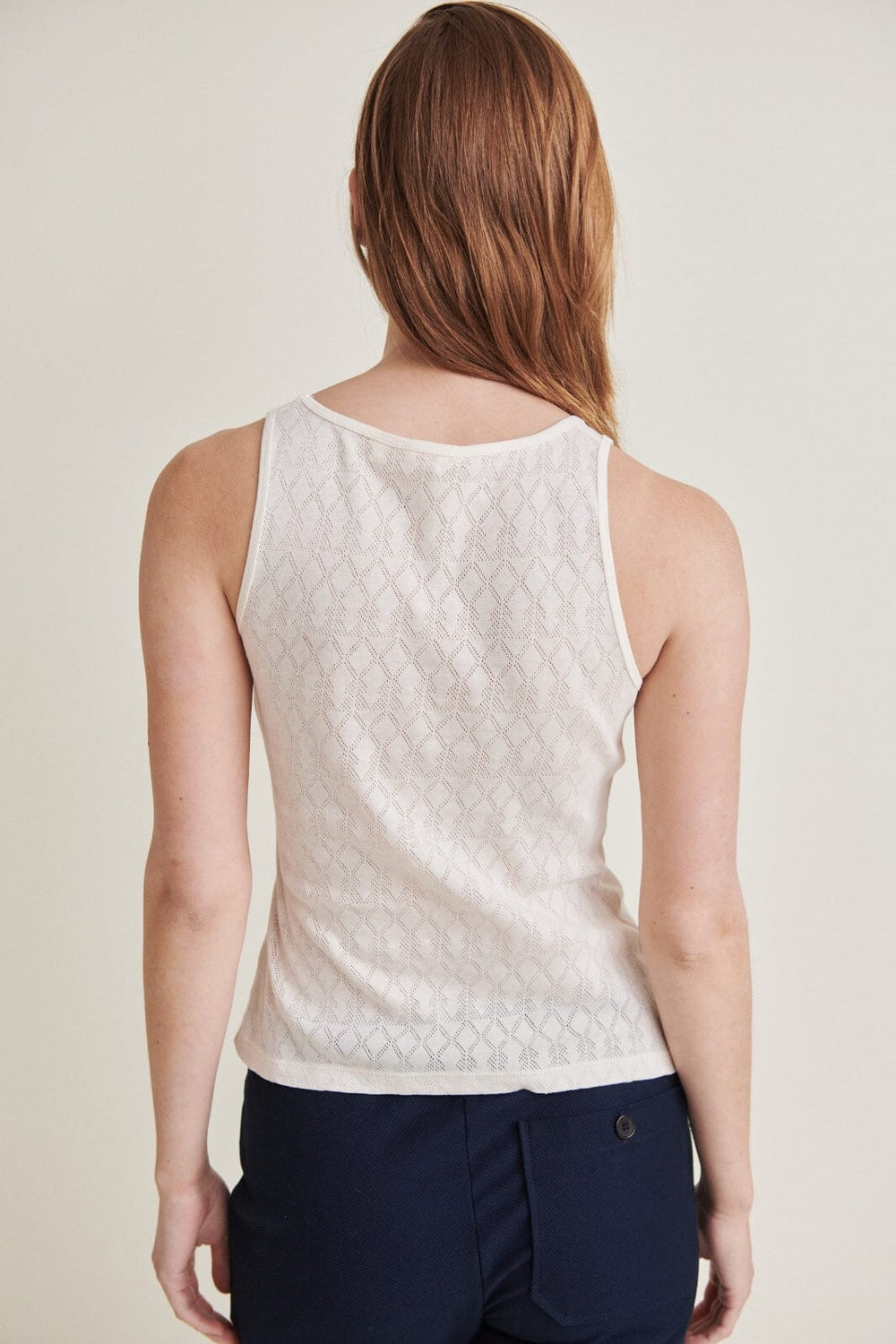 Basic Apparel - Ana Tank Gots - 600 White Swan Toppe 