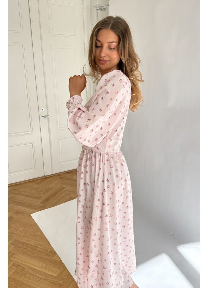 Forudbestilling - BYIC - Adelic Long Dress - pink Pink Kjoler 