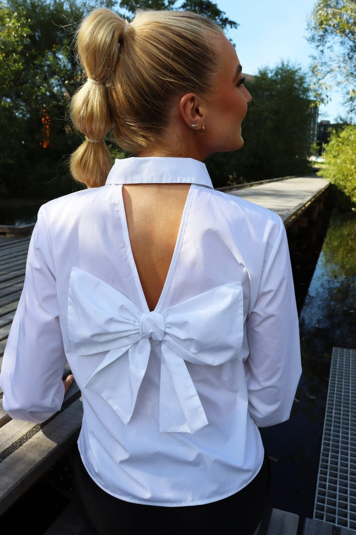 Forudbestilling - Liberte - Bobo-Ls-Bow-Shirt 22121 - White Skjorter 