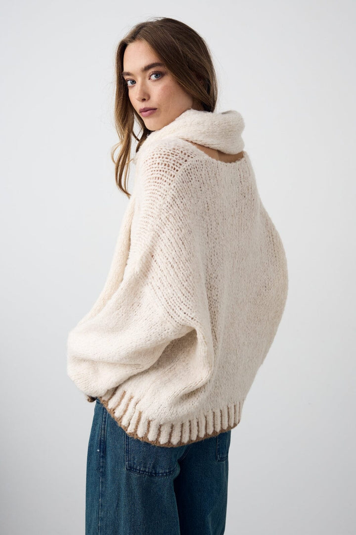 Forudbestilling - Noella - Lydia Knit - 025 Oatmeal Strikbluser 