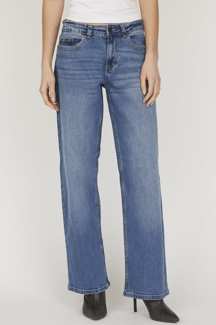 Forudbestilling - Sisters Point - Onea-Je - 921 Mid Blue Wash Jeans 