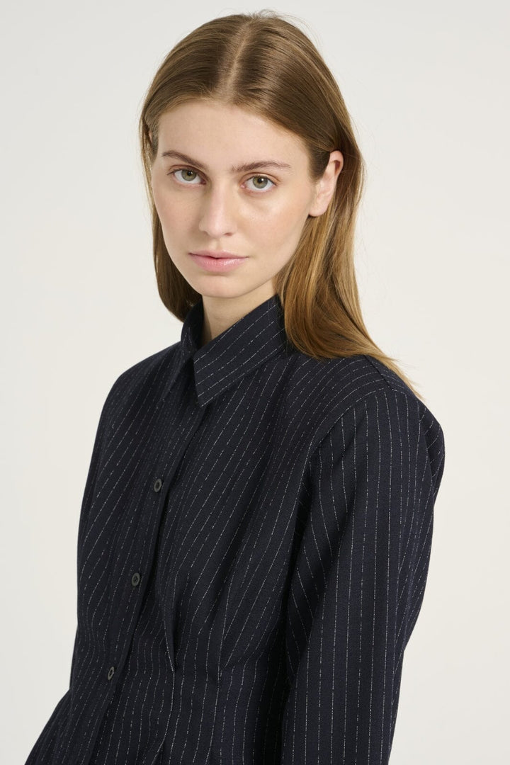 Gestuz - Daciagz Shirt 10909739 - 106862 - Dark Navy Pinstripe