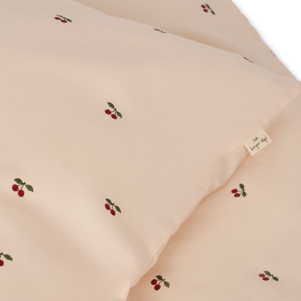 Konges Sløjd - Adult Bedding Gots 140x200 - Cherry Sengetøj 