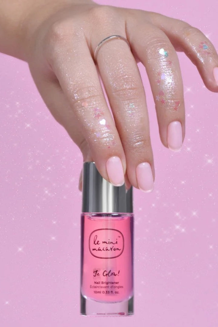 Le Mini Macaron - Je Glow Nail Brightener Neglelak 