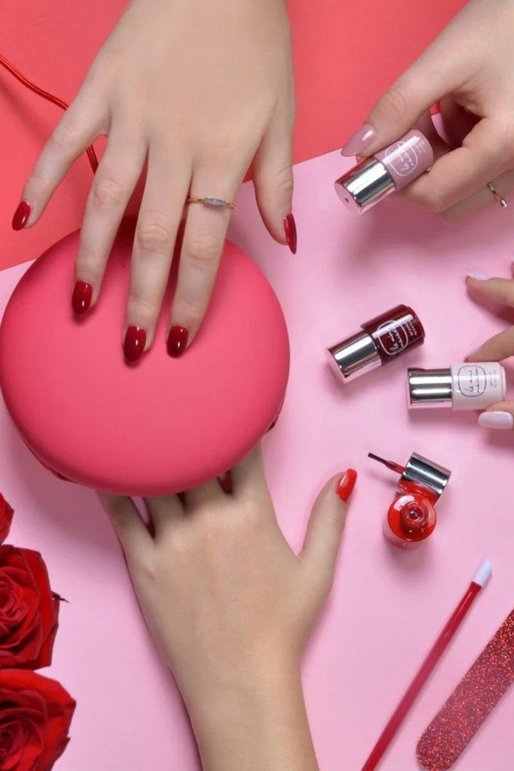 Le Mini Macaron - Le Maxi La Vie En Bloom - Rouge et Moi Neglelak 