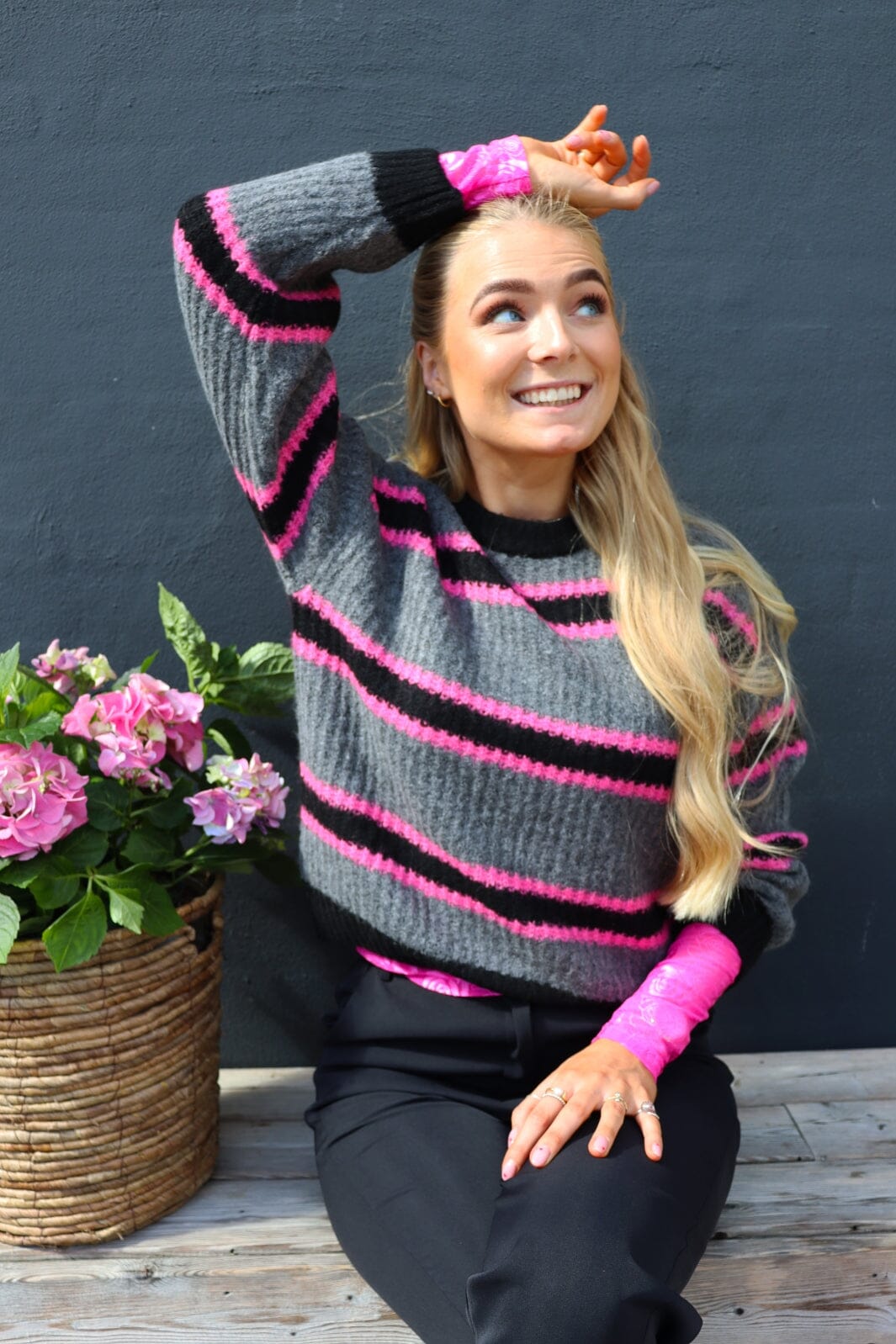 Liberte - Fro-Pullover - Darkgrey Black Pink Stripe Pullover 