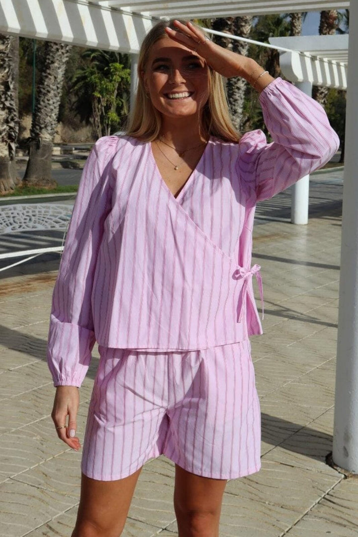 Liberte - Pianna-Wrap-Blouse - Pink Stripe Bluser 