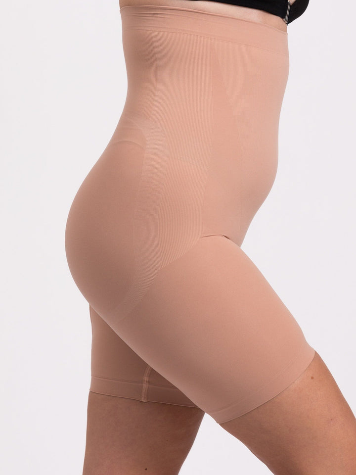 Lykkeland Ateliér - Alturra Highwaist Shaping Shorts - Tan Shorts 