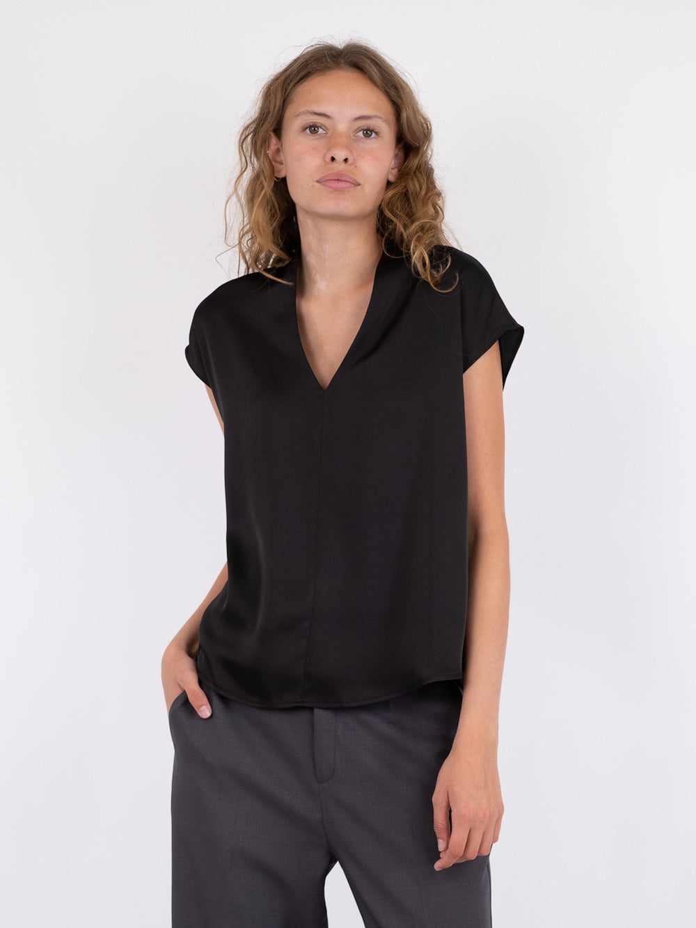 Neo Noir - Flana Drapy Satin Blouse - Black