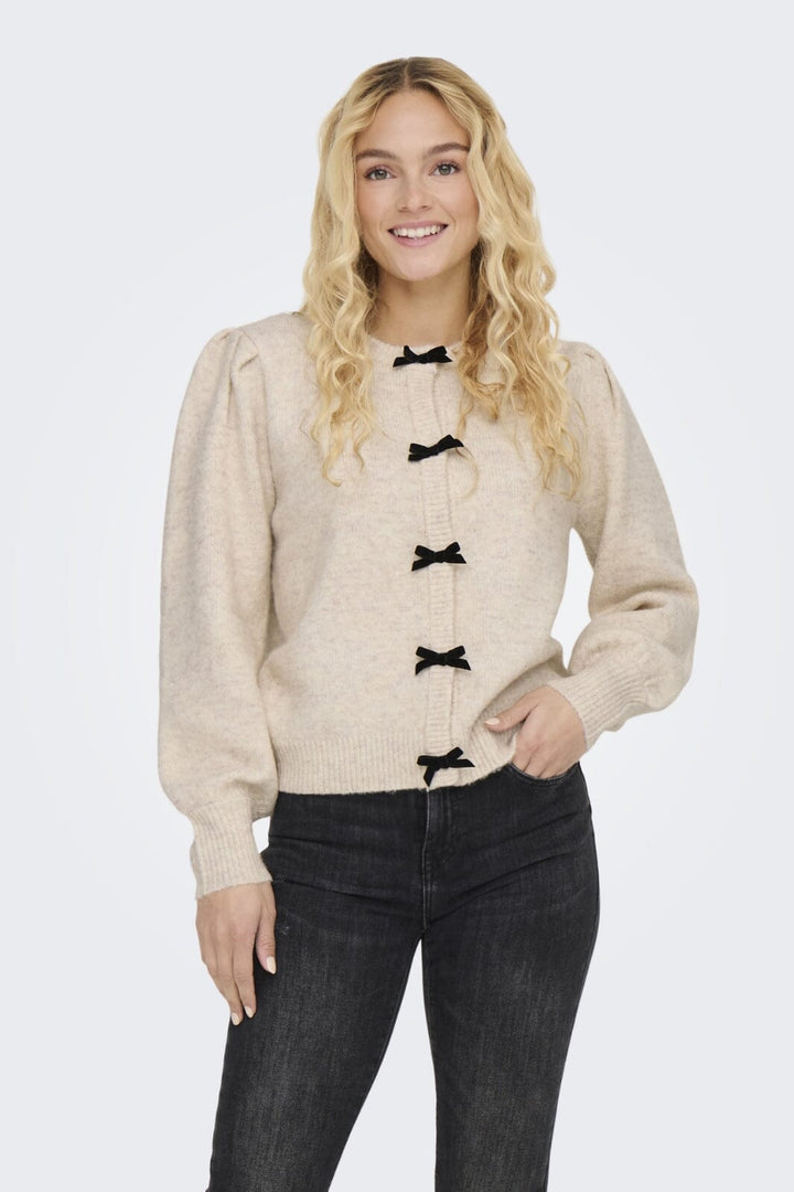 Only - Onlbunny Life Bow Ls Cardigan Knt 15344241 - 4707218 - Whitecap Gray Black Bow Buttons