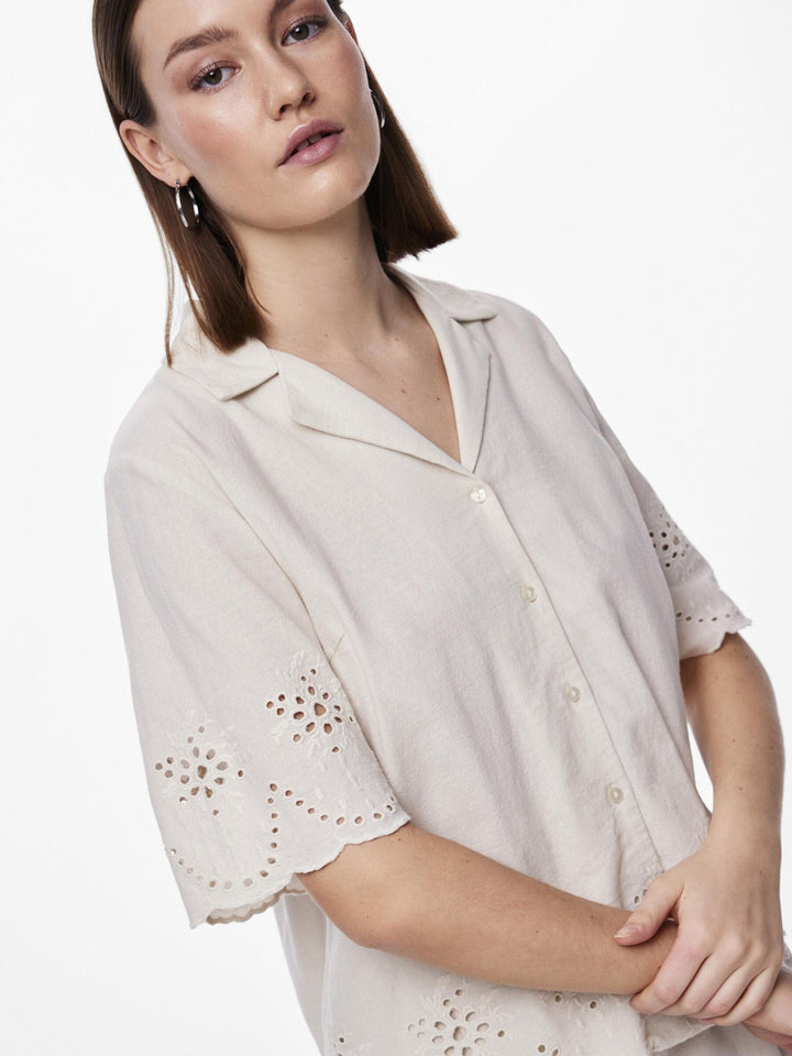 Pieces - Pcalmina Ss Embroidery Shirt - 4486676 Birch Skjorter 