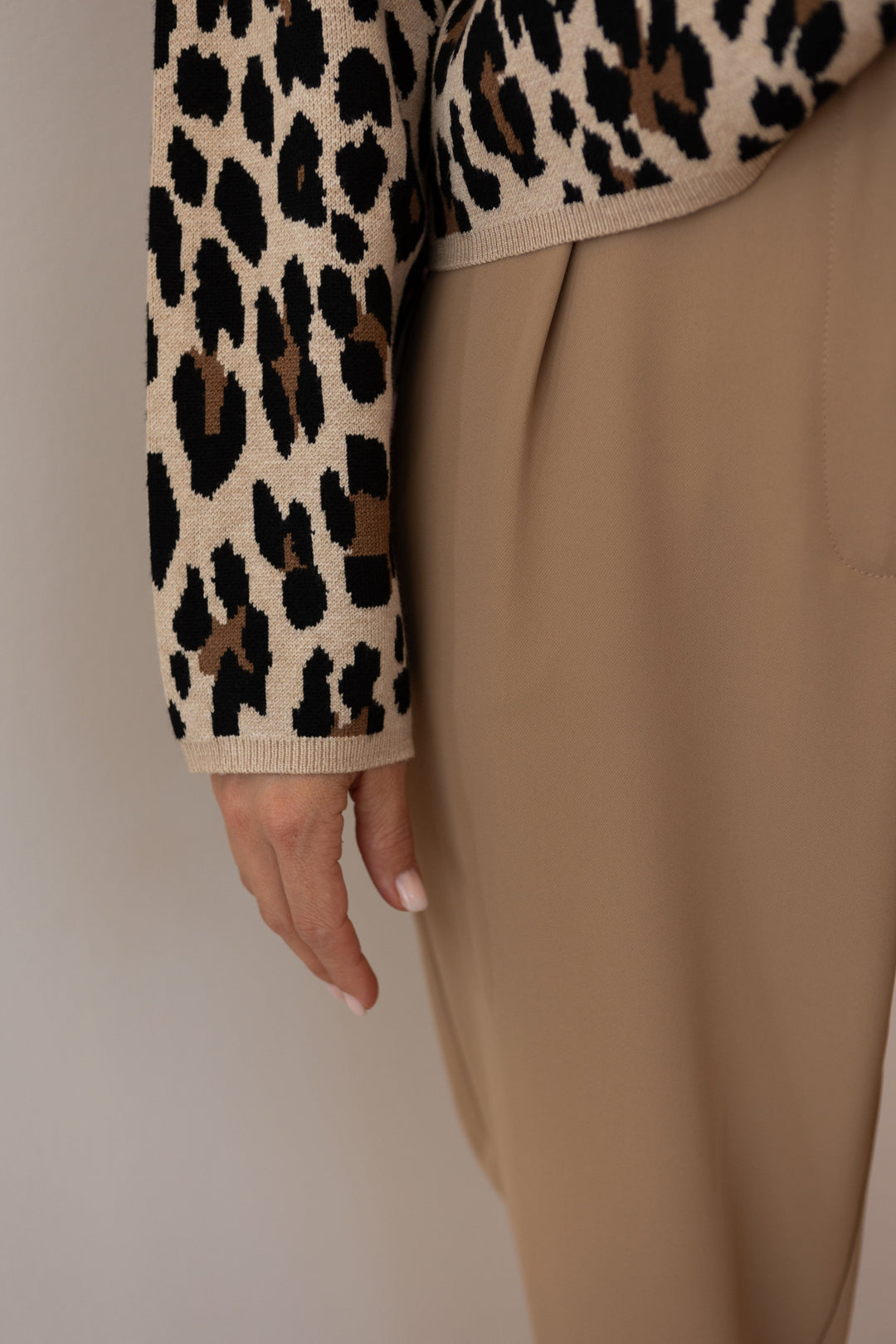 Valentin Studio - Leo Knit - Leopard Strikbluser 