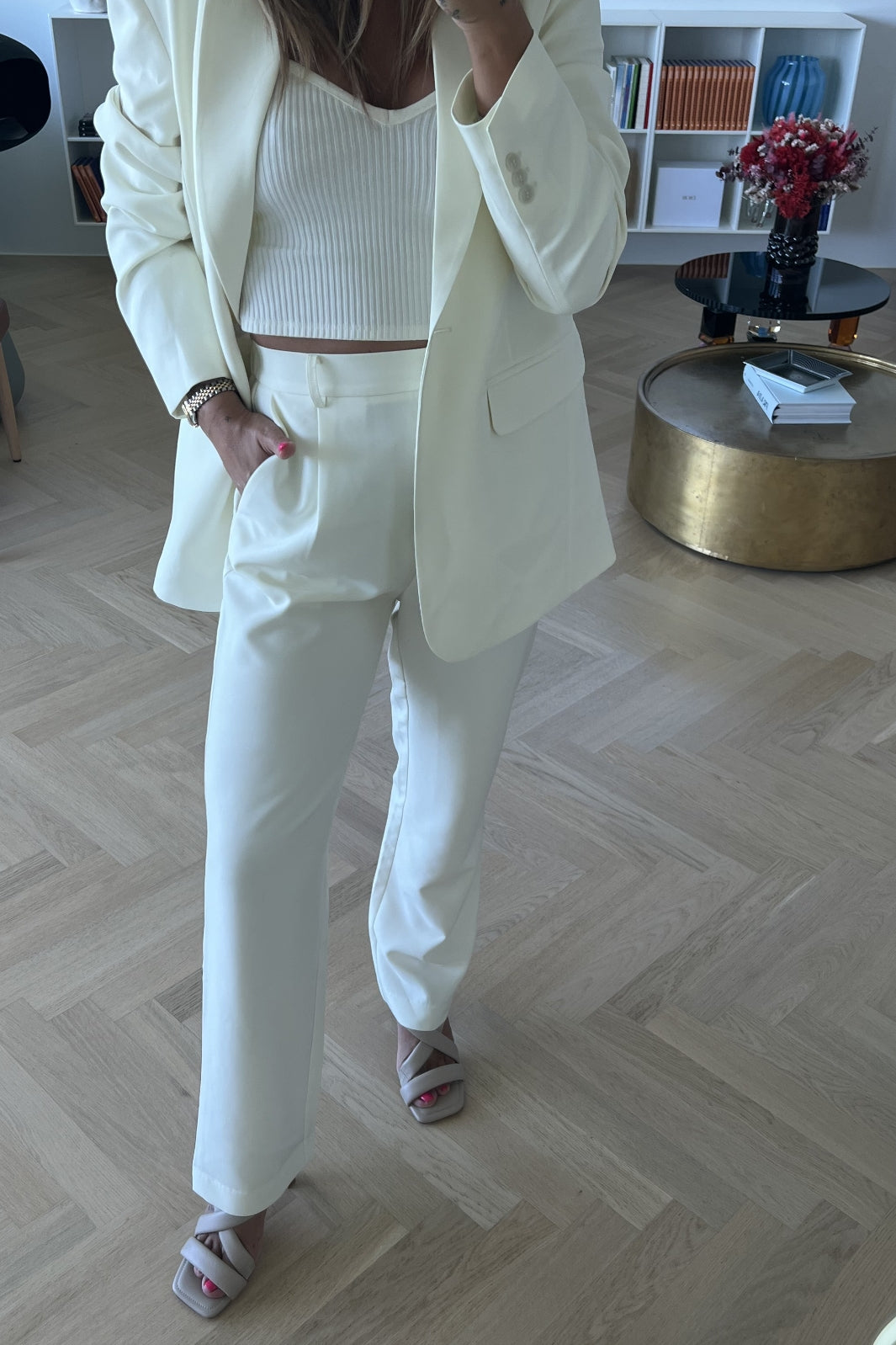 Valentin Studio - Power Suite Blazer - Off White Blazere 