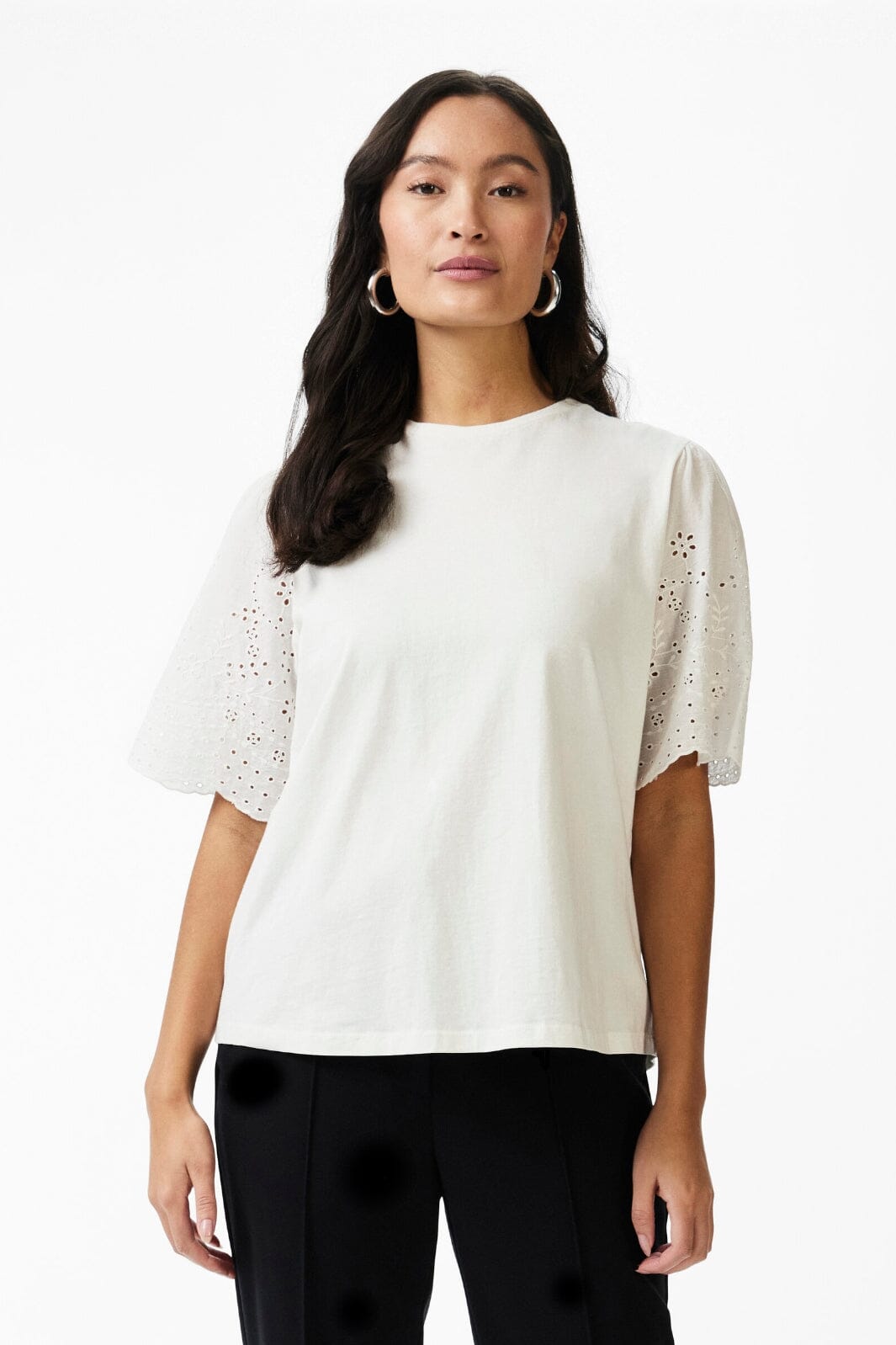 Y.A.S - Yaslex Ss Top W. Emb Sleeves - 4485162 Star White