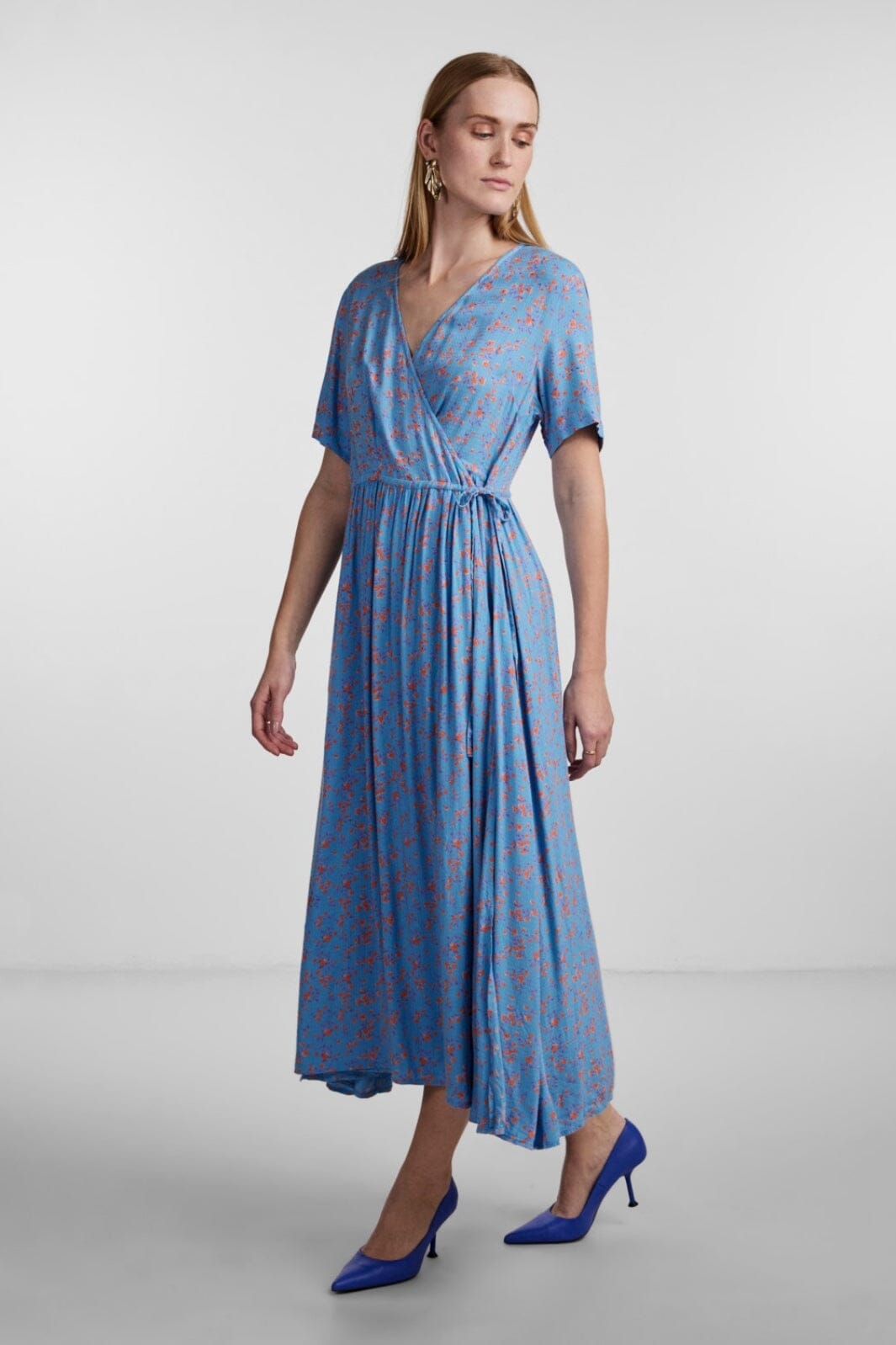 Y.A.S - Yasmicca Ss Long Wrap Dress S. - Ethereal Blue Micca print Kjoler 